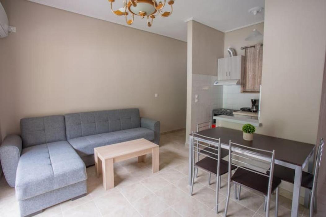 Vasileiou Apartments Kamena Vourla Exteriör bild