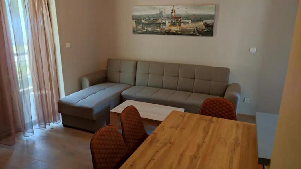 Vasileiou Apartments Kamena Vourla Exteriör bild